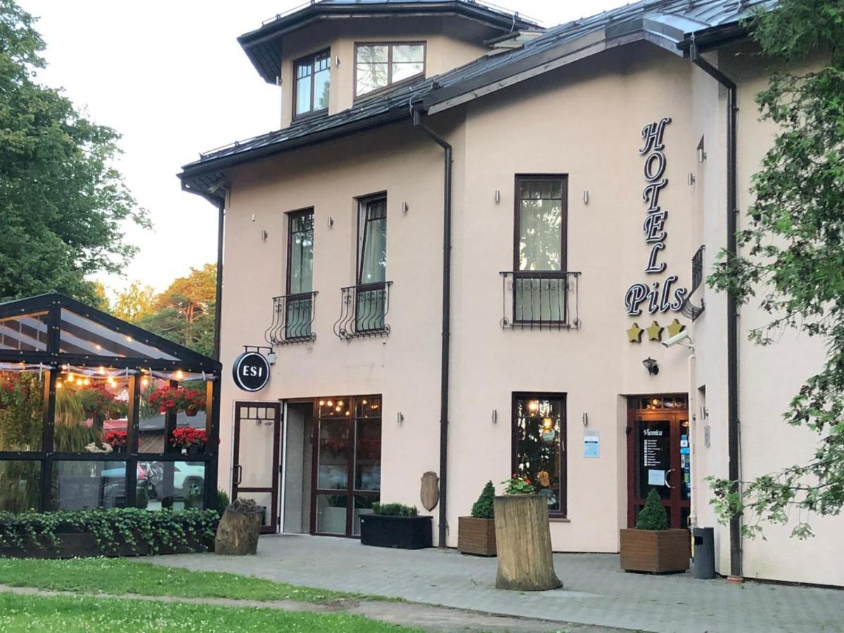 Hotel Pils With Self-Check In 시굴다 외부 사진