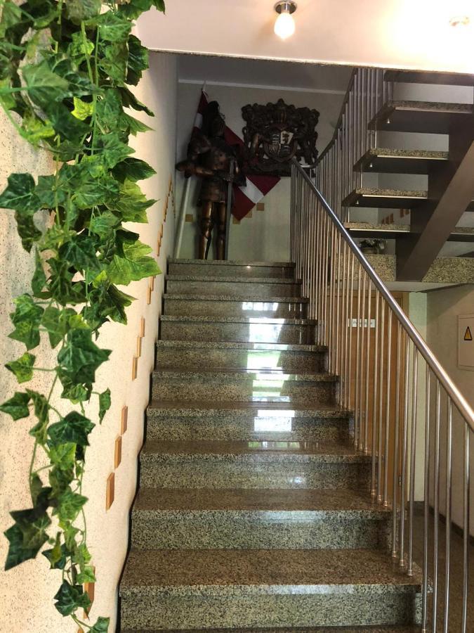 Hotel Pils With Self-Check In 시굴다 외부 사진