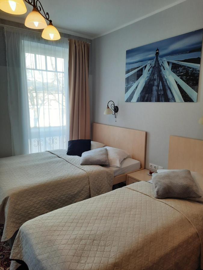 Hotel Pils With Self-Check In 시굴다 외부 사진