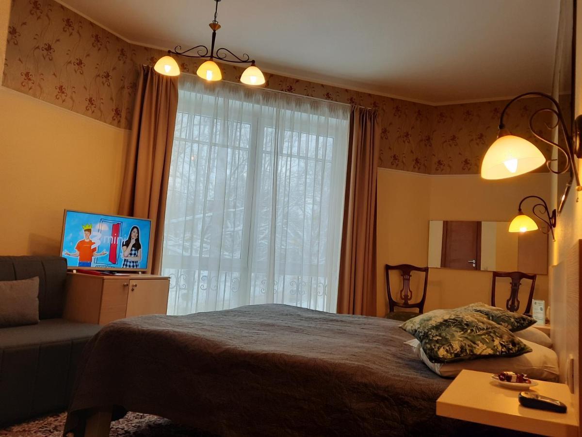 Hotel Pils With Self-Check In 시굴다 외부 사진